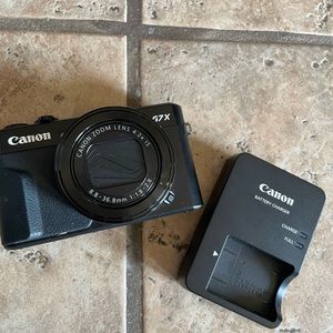 Canon G7X Mark ll Camera